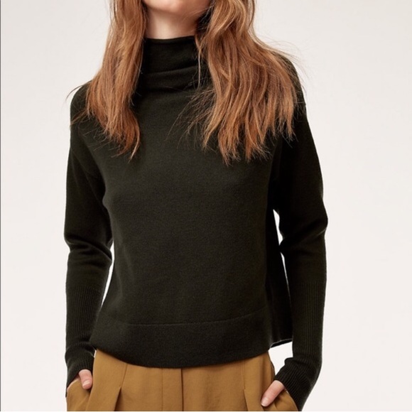 Aritzia Wilfred Cyprie Sweater In Olive 